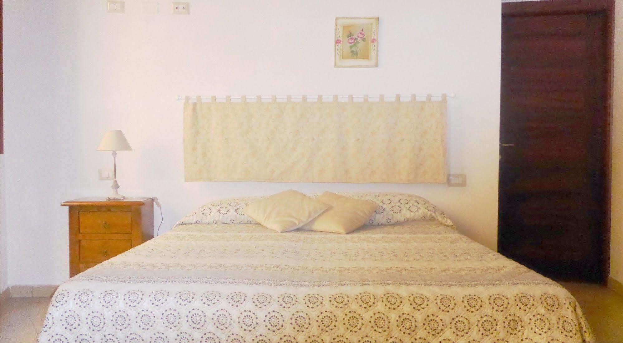 Caralis Holiday Cagliari Exterior foto
